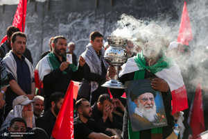 اقامه نماز بر پیکر مطهر رهبر شهید انقلاب