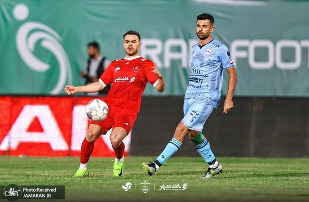 گزارش ویژه نیویورک تایمز از ستاره ازبکی پرسپولیس