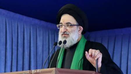 امام جمعه کرج:مردم درانتخابات درکمال امنیت و آرامش پای صندوق های رای آمدند