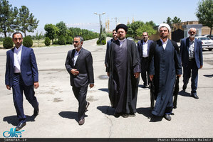 دیدار اعضای ستاد مرکزی برزگداشت حضرت امام خمینی(س) با سید حسن خمینی