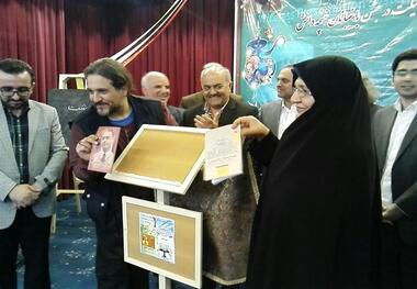 هفته معلم با رونمایی از دو کتاب در قائمشهر سرانجام یافت