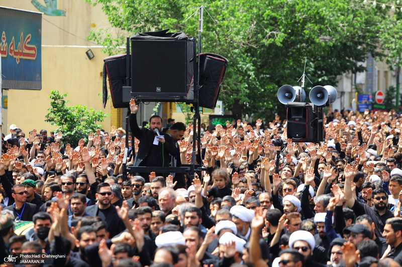 دسته عزای شهادت امام صادق(ع) با حضور آیت الله العظمی وحید خراسانی
