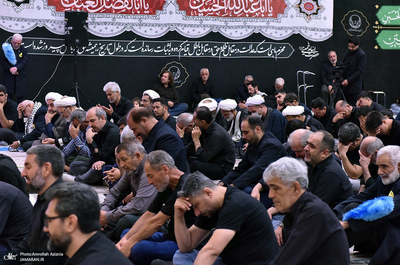 دومین شب عزاداری حضرت اباعبدالله الحسین (ع) در حرم امام خمینی