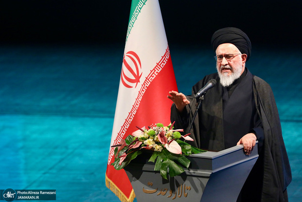 آیت‌الله محقق‌داماد: شهید لاریجانی در تصمیم‌گیری شجاعت داشت و نگران ملامت این و آن نبود/ در شرایط فعلی کشور، باید بسیار مراقب باشیم که اختلافی میان مردم ایجاد نشود