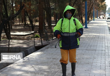 بوستان‌های سمنان به صورت روزانه ضدعفونی می‌شود