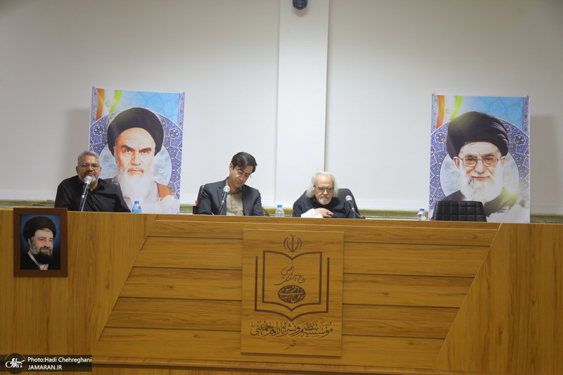 هفتمین محفل ادبی پروانه‌ ها در مجتمع فرهنگی هنری یادگار امام (ره) قم