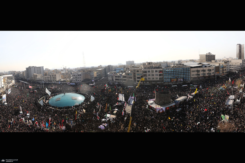 تشیع حاج قاسم سلیمانی در میدان انقلاب