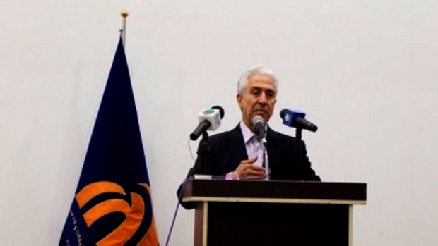 وزیرعلوم:هیچ مرکز کوچک دانشگاهی را تعطیل نمی کنیم