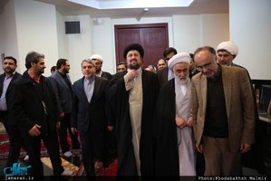 دیدار وزیر و معاونان وزارت فرهنگ و ارشاد اسلامی و جمعی از هنرمندان با سید حسن خمینی