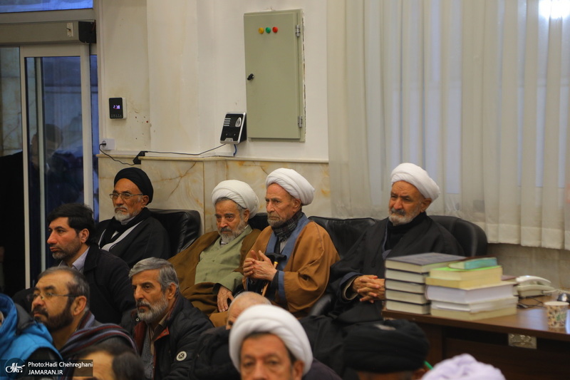 عمامه گذاری طلاب به مناسبت نیمه شعبان