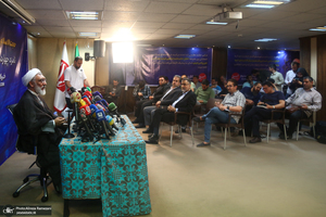 نشست خبری مصطفی پور محمدی