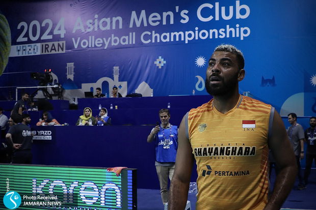 فوق ستاره والیبال به فولاد آمد