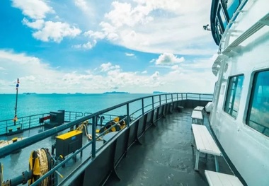 سفر به عمان با کشتی فراهم شد