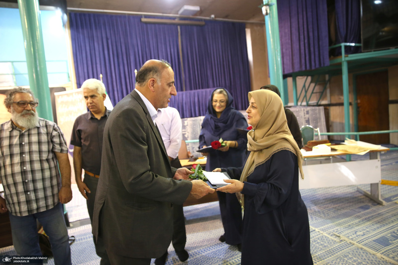 ورکشاپ نقطه عطف در حسینیه جماران