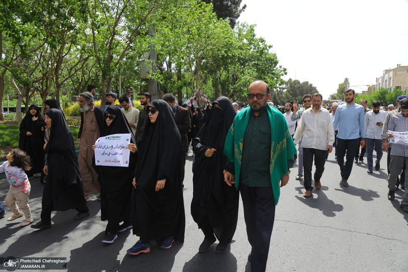 راهپیمایی نمازگزاران قمی در محکومیت جنایات رژیم صهیونیستی