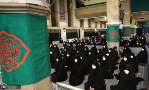 اولین شب مراسم عزاداری حضرت فاطمه‌ زهرا (س) در حسینیه امام خمینی