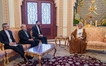 ایرنا: دیدار علی لاریجانی با سلطان عمان ۳ ساعت طول کشید + عکس ها