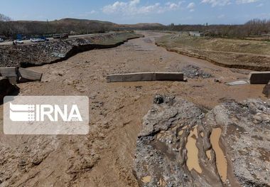 راه ارتباطی ۲۰۰ روستای الیگودرز همچنان قطع است