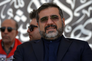 بدرقه 22 هزار امدادگر هلال احمر از جوار حرم امام خمینی (س)