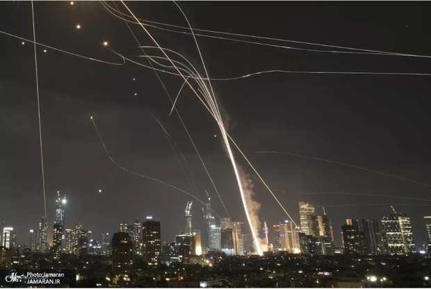 موج هفدهم حملات موشکی ایران به اسرائیل/ اطلاعیه سپاه: پایگاه‌های هوایی «نواتیم» و «هاتزریم» را هدف گرفتیم