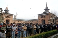 اولین نماز جمعه ماه رمضان در مسجد تاریخی جامیا در سرینگار (3)