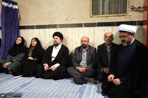 دیدار وزیر و جمعی از کارکنان وزارت راه و شهرسازی با سید حسن خمینی