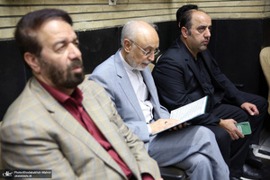 حضور سید حسن خمینی در مراسم ترحیم مادر شهیدان جهانگیری