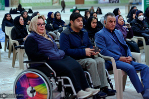 تجدید میثاق رئیس سازمان بهزیستی و جمعی از توان یابان با آرمان های حضرت امام خمینی (س)