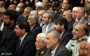 دیدار مسئولان نظام و مهمانان کنفرانس وحدت اسلامی با رهبر معظم انقلاب