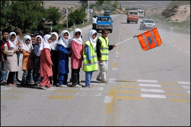 بیش از یک‌هزار و۴۰۰ مدرسه در حاشیه راه‌های خوزستان ایمن‌سازی شدند