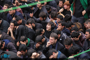 عزاداری و پیاده روی آیت الله وحید خراسانی همزمان با سالروز شهادت حضرت زهرا(س) 