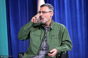 گفتگو با قاضی زاده هاشمی  در جماران