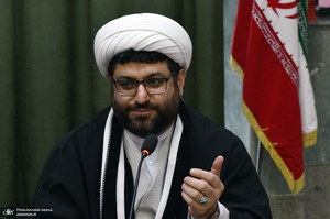 نشست مشترک مدیران فرهنگی آستان امام خمینی (س) با مدیران فرهنگی شهرداری تهران