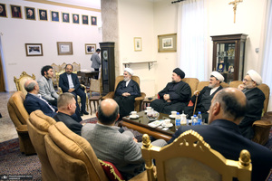 حضور سید حسن خمینی در سفارت واتیکان