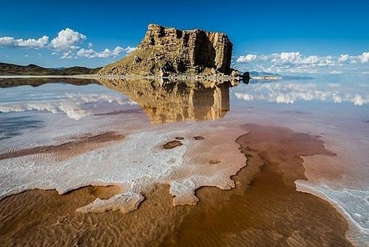 ارتفاع آب دریاچه ارومیه 4 سانتی متر بالا آمد+ عکس