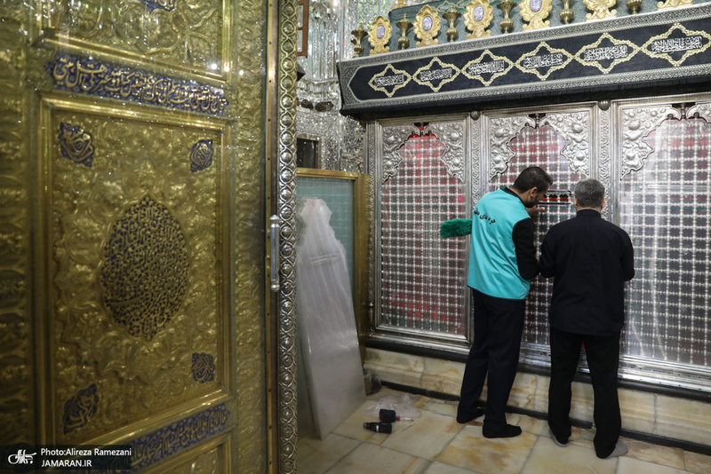 غباروبی ضریح مطهر حضرت عبدالعظیم حسنی (ع) و امام زاده حمزه (ع)