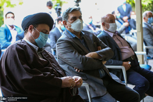 رونمایی از جدیدترین کتاب خاطرات آیت الله هاشمی رفسنجانی(ره)