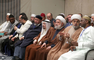 دیدار مسئولان نظام و مهمانان کنفرانس وحدت اسلامی با رهبر معظم انقلاب