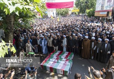 تشییع پیکر مطهر خانواده شهید حمله تروریستی رژیم صهیونیستی در ساری