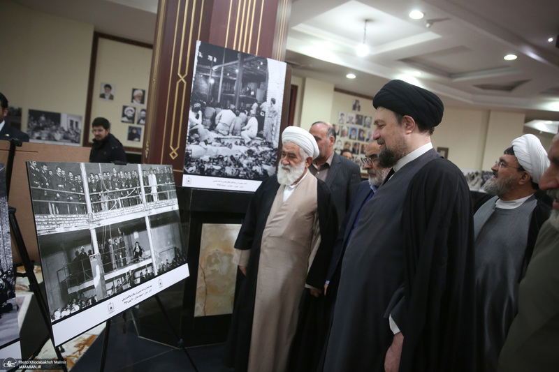 بازدید سید حسن خمینی از نمایشگاع عکس امام امت