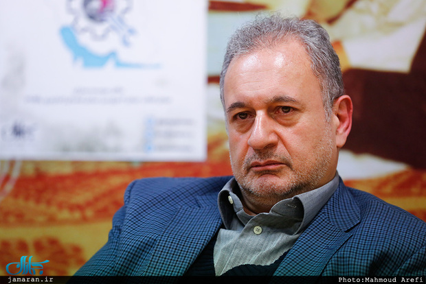 توصیه های مهم یک کارشناس به دولت برای حل بحران بنزین/ حسنتاش: احتمال دستکاری در سهمیه ها به دلیل هک سامانه کارت سوخت / آثار تورمی افزایش قیمت، اثر اصلاح نرخ را خنثی می کند