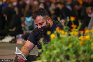 مراسم احیای شب بیست و یکم ماه رمضان در میدان فلسطین