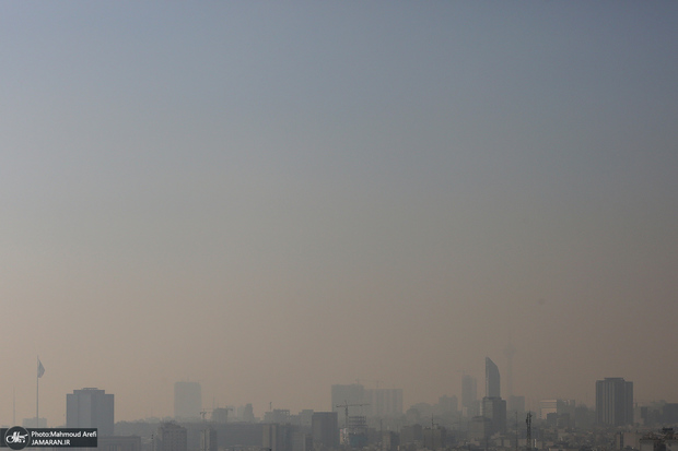 تفاوت آمار سایت‌های خارجی درباره آلودگی هوای تهران با داده‌های رسمی داخلی/ یک مسئول: سنسورهای آنها کم دقت است