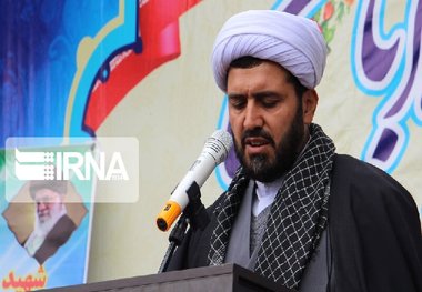 امام جمعه ملایر: وحدت حوزه و دانشگاه می‌تواند تحریم‌ها را بشکند