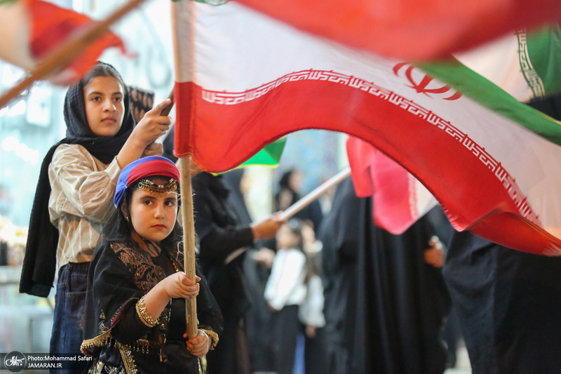 اجتماع عشایر فسا در حمایت از رزمندگان جبهه ی مقابله با دشمن آمریکایی - صهیونی