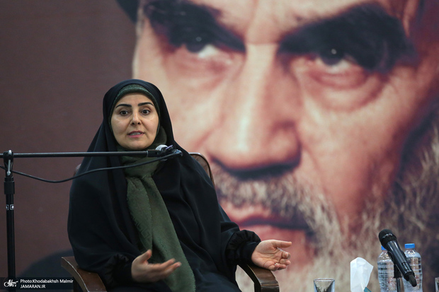 وزیر راه و شهرسازی: در جنگ رمضان ۱۱ رادار کشور از بین رفت/ هیچ پروژه‌ای به دلیل شرایط جنگی متوقف نشد/ در تمام این ایام با ۳۲ پرواز رفت و برگشت به چین دارو تأمین شد/ بسیاری پل‌ها در کمتر از ۲۴ ساعت بازسازی شد