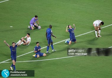 تصاویر| خوشحالی بی حد و اندازه بعد از کار بزرگ؛ الهلالی ها روی هوا!