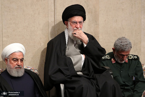 مراسم بزرگداشت شهید حاج قاسم سلیمانی و همرزمانش در حسینیه امام خمینی (ره)