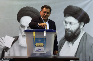 انتخابات ریاست جمهوری چهاردهم در حسینیه جماران - 4
