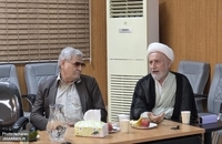 نشست هم‌اندیشی مؤسسه تنظیم و نشر آثار امام خمینی(س) قم با نویسندگان عرصه کودک و نوجوان